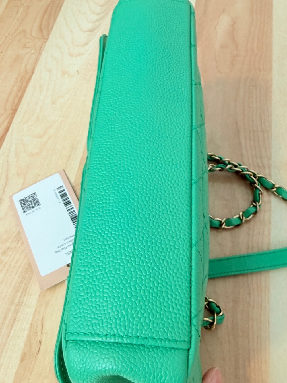 CHANEL Filigree Flap bag, quilted caviar, medium, green - Picture 12 of 13